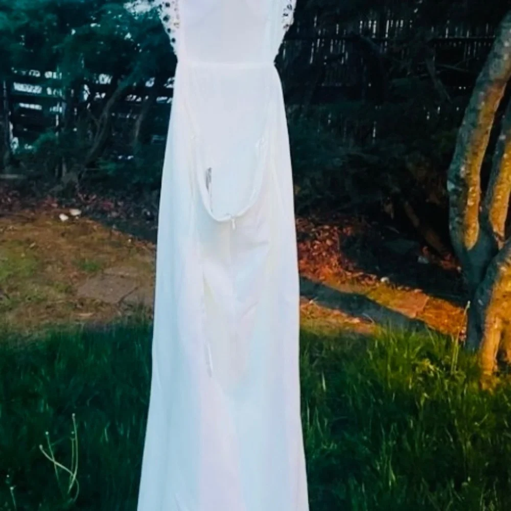 Bridal dress Avery  G Sleeveless Jewel Neck cutout maxi Dress size 6 NWT - Picture 7 of 10